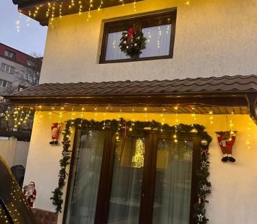 Craiova Apartment | Studio modern,ideal pentru 2 cupluri sau o familie cu 2 copii