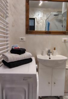 Piatra Neamt Apartment | Studio roberto