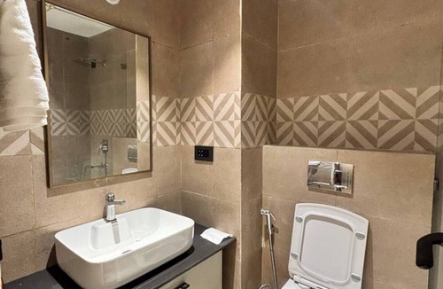 Greater Noida Apartment | Studio Serene | by Voyzen Privé
