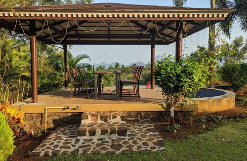 Khodala Villa | Stunning Views Rooftop Pool Lakefront Home