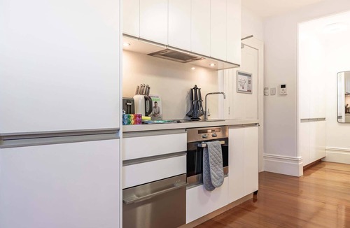 Glebe Apartment | Stylish Studio near the City Centre