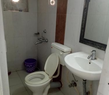 Baga Bed & Breakfast | Sugar Plum Macedo Palms