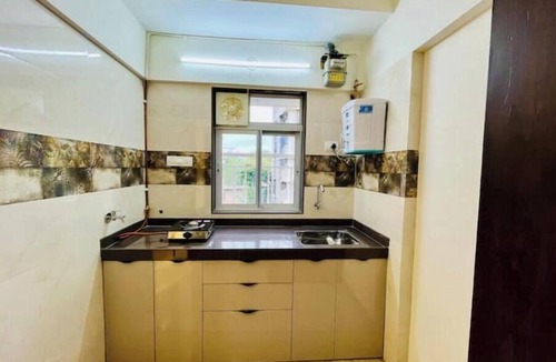 Kandivali East Hotel | Suite room with Kitchen at THE BNB STAY