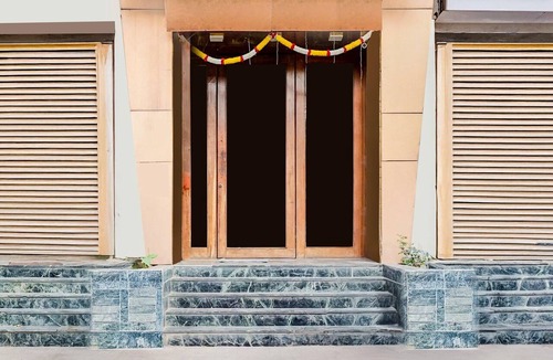 Clover Park House | Suite Viman Nagar Downtown Cilantro