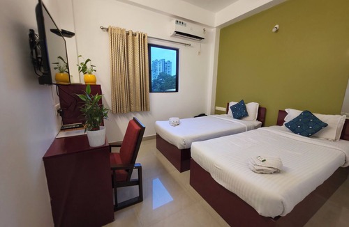Mamangalam Hotel | Sulthan Hotel and Restaurant
