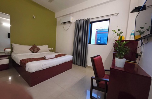 Mamangalam Hotel | Sulthan Hotel and Restaurant