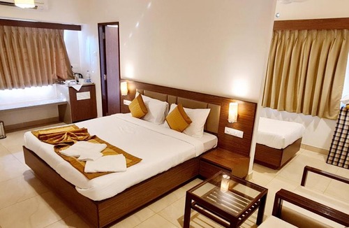 Diveagar Hotel | SUN N SEA Resort