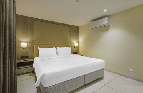 Sayajiganj Hotel | Sunday Hotel Vadodara