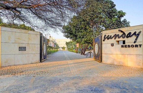 Bissar Akbarpur House | Sunday Resort & Spa Manesar Gurugram