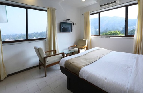 Khandala Hotel | Sunrise Hill Resort