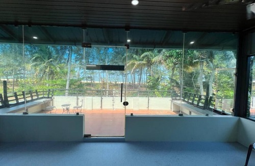 Vypin Villa | Sunshine Beach Villa. Two bedroom Villa overlooking kuzhuppilly beach, kerala.