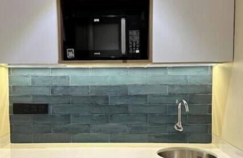 Khar Apartment | Sunshine : Cozy Apartments 2 Independent place