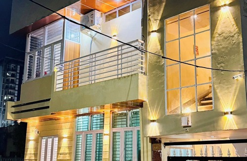 Jhotwara House | Sunshine Stay with Ac 43"smart TV High speed wifi and balcony at peaceful jaipur