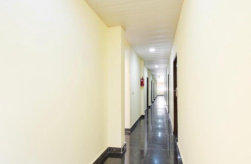 Hyderabad Hotel | Super Collection O Godavari Kompally
