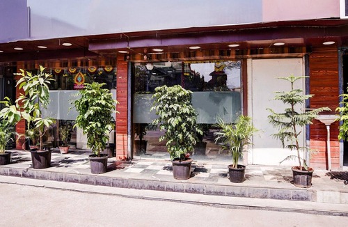 Sanpada House | Super Collection O Sector 5 Sanpada