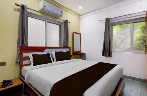 Visakhapatnam Hotel | Super Collection O Lorven Grand