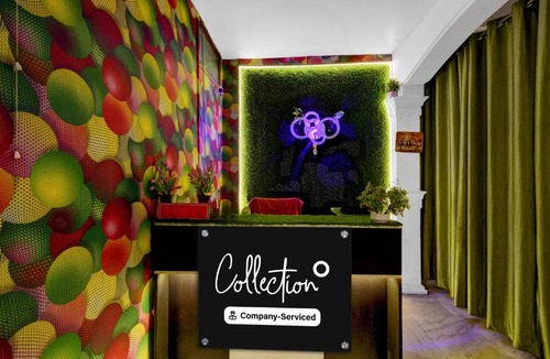 Green Valley Hotel | Super Collection O Irrum Manzil Metro Station Formerly Green Banjara Stay