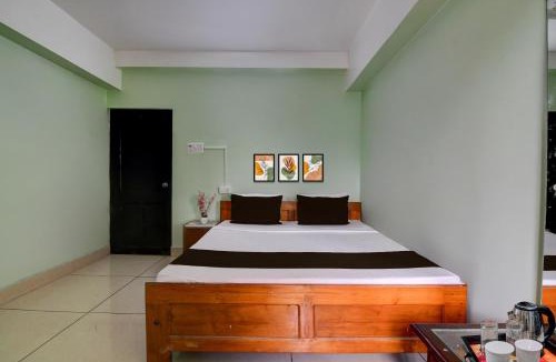 Jalpaiguri Hotel | Super Collection O Jalpaiguri Formerly Greater Kailash