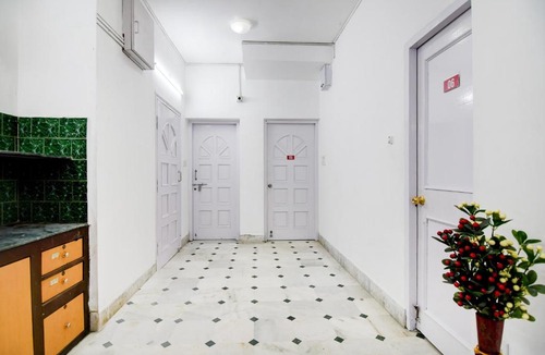 Kolkata Hotel | Super Collection O Jyotirindra Nandi Metro Station Kolkata Formerly Hotel Manurama