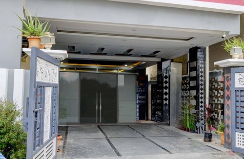 Manikonda House | Super Collection O Khajaguda Hills