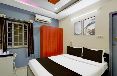 Manikonda Apartment | Super Collection O Khajaguda Hills Formerly Sri Balaji Luxury Rooms