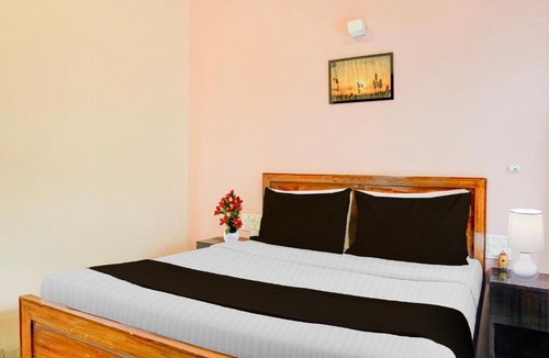 Khatri Park Housing Society Hotel | Super Collection O Khatri Park Formerly Aum Villa