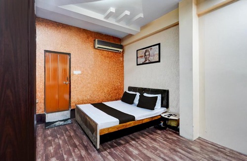 Hingana Hotel | Super Collection O Lokmanya Nagar Metro Station Formerly Hotel Siddhivinayak