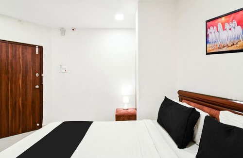 Madhapur Hotel | Super Collection O Madhapur
