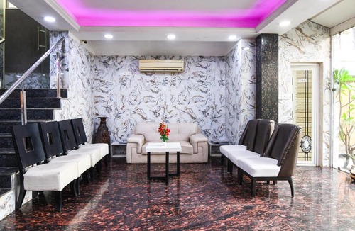 Kolkata Hotel | Super Collection O Ruby Formerly Hiland International