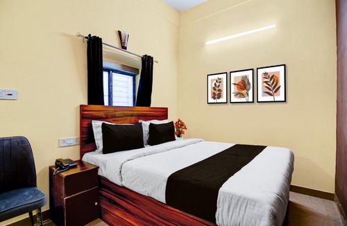 Shyambazar Hotel | Super Collection O Shobhabazar Metro Station Kolkata