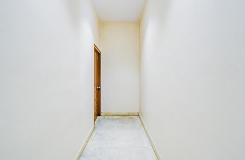Ameerpet Hotel | Super Collection O Townvilla Guesthouse