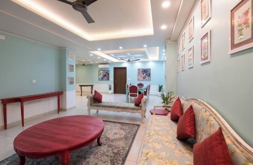 Panch Batti Apartment | Super Deluxe Room