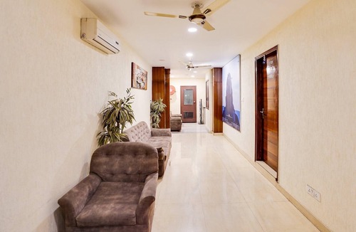 Bullawala House | Super Deluxe RoomHw Residency