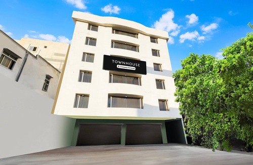 Basheerbagh House | Super Deluxe RoomRed Hills Sitara Grand