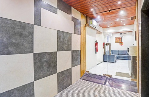 Udhna House | Super Hotel O Althan Formerly Hotel Niraant