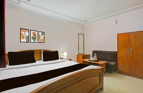 Sahibganj Hotel | Super Hotel O Bhagalpur Railway Junction