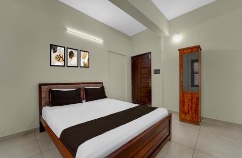 Kazhakuttam Hotel | Super Hotel O Engineering College Sreekaryam Formerly B S Plaza
