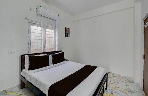 Medchal Hotel | Super Hotel O Gandimaisamma Thalli Temple Formerly GN Luxury Suits