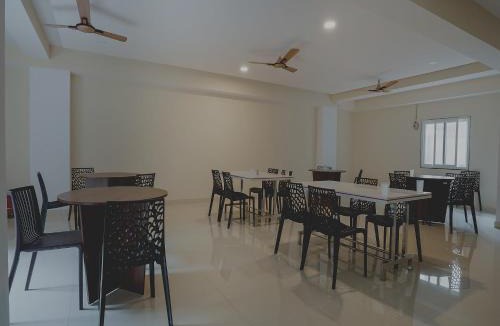 Ameerpet Hotel | Super Hotel O Gokul Grand Near SR Nagar Police Station