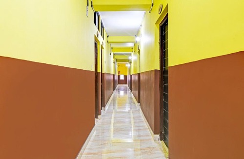 Thakurpukur Hotel | Super Hotel O Kabardanga More Kolkata Formerly Royal Crown Banquet