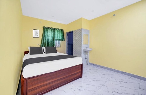 Seraikela Hotel | Super Hotel O MAREENA INN
