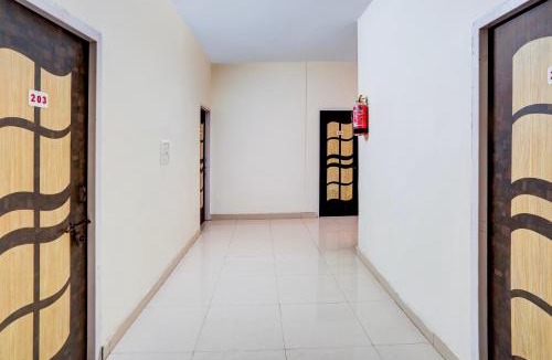 Bullawala Hotel | Super Hotel O Sudhowala Formerly White Retreat
