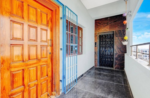 Tirupati House | Super Hotel O Tirupati Chennai