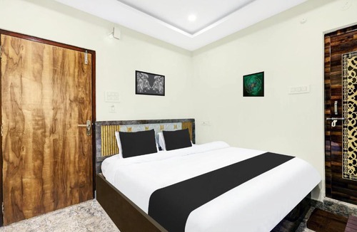 Vizianagaram Hotel | Super Hotel O Vizianagaram Near Railway Station