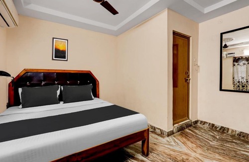 Visakhapatnam Hotel | Super OYO Hotel O Adarsh Nagar Near Kavya Hospital