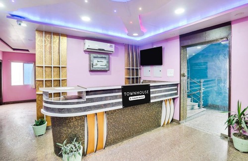 Muzaffarpur Hotel | Super Townhouse Butler Road Near Maripur Chowk
