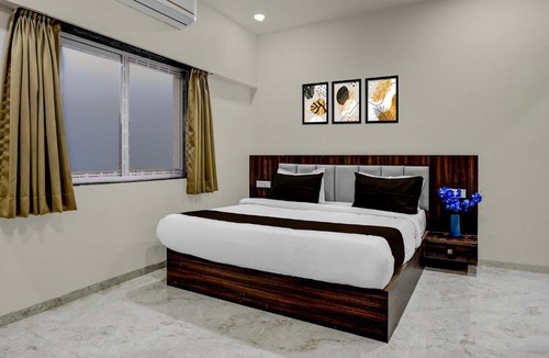 Nagpur Hotel | Super Townhouse Ganesh Tekdi Temple Nagpur