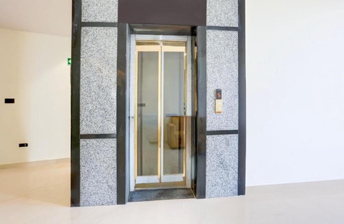 Dehradun Hotel | Super Townhouse ISBT Dehradun