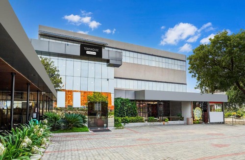 Krishnagiri Hotel | Super Townhouse Krishnagiri Formerly Vijay Inn