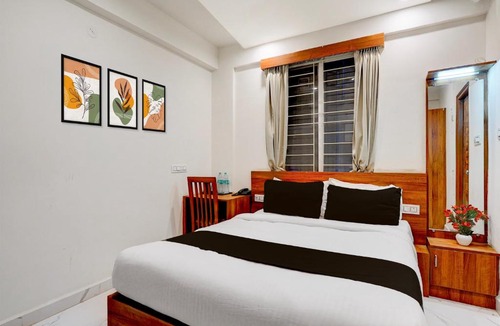 Marathahalli Hotel | Super Townhouse Marathahalli Near Sri Nagalingeshwar Swamy Temple Formerly Hotel Avenue